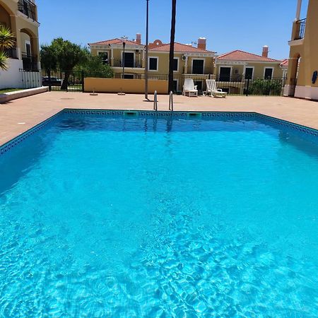 1D Areias De Porches, Pool & A/C - Casas & Papeis Daire Armação de Pêra Dış mekan fotoğraf